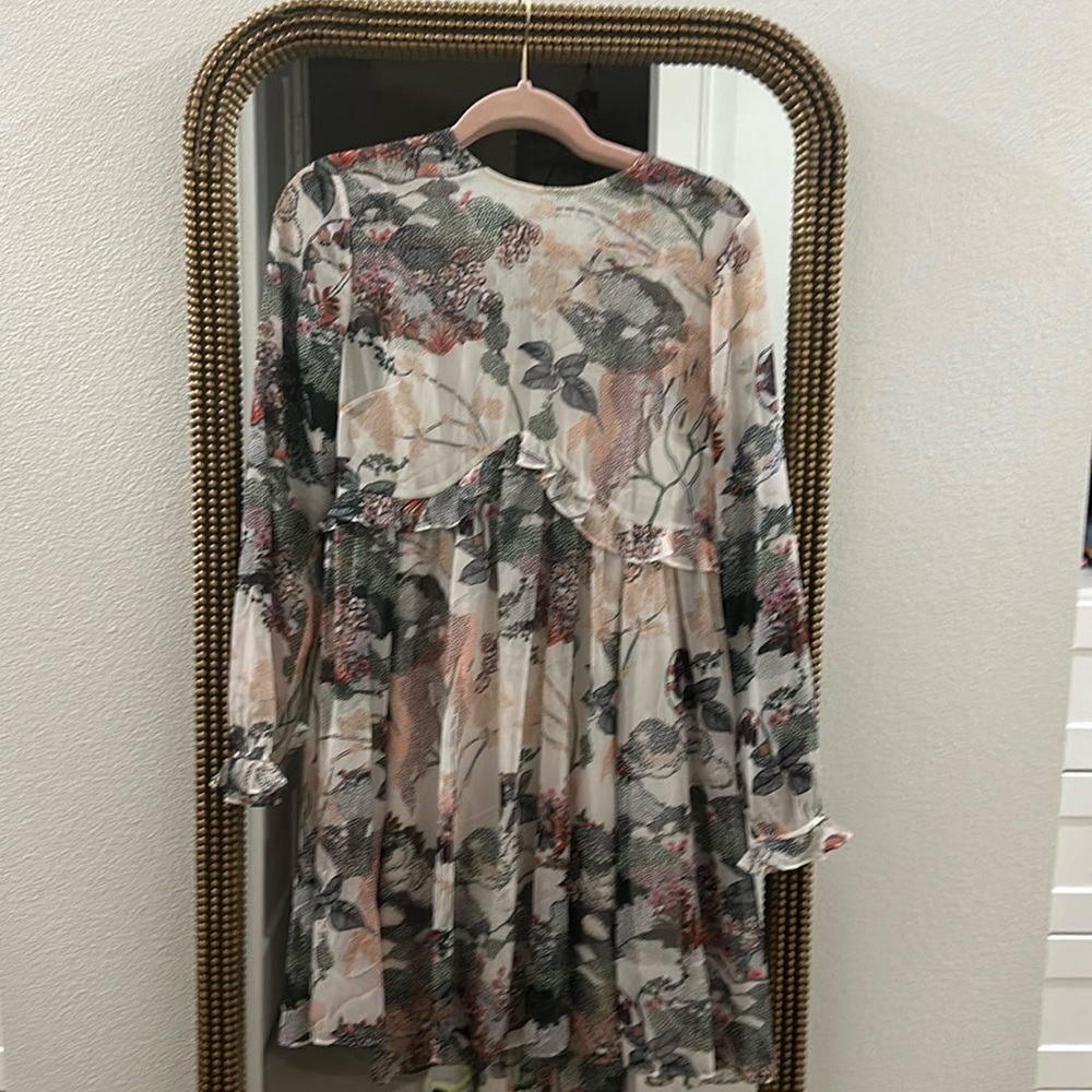 Ted Baker - Perfect Spring Dresd